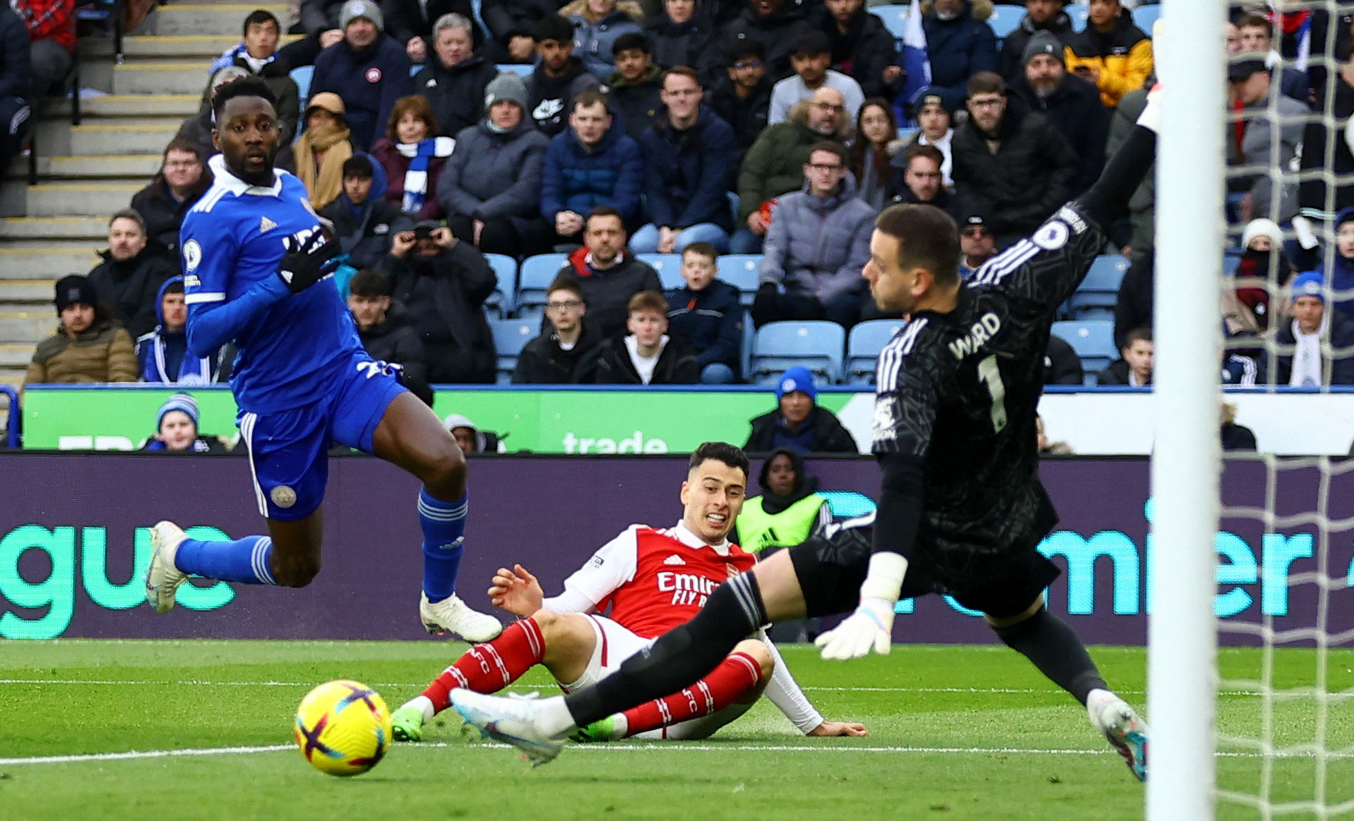 吸引了更多 吸引了更多